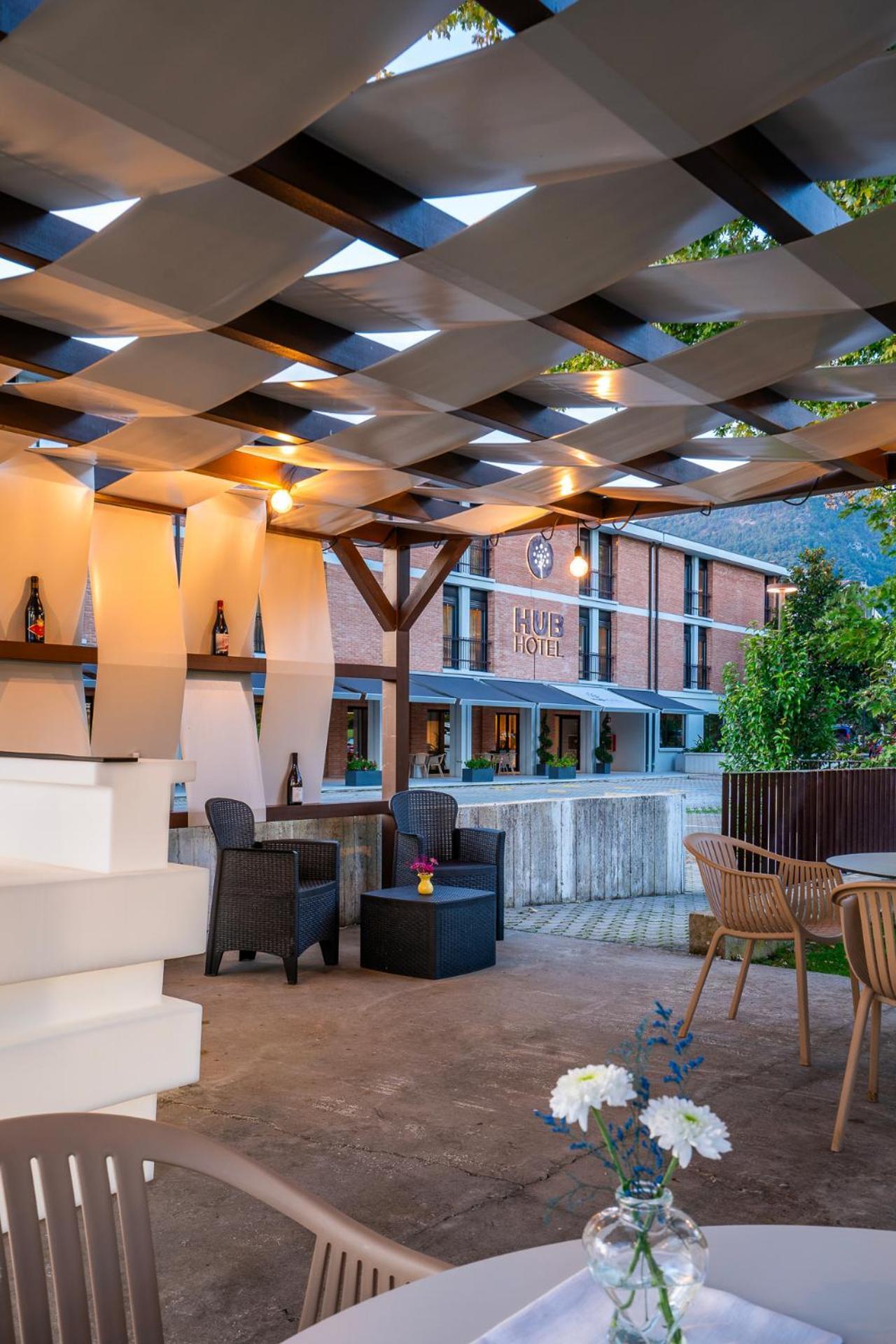 Hub Hotel 구비오 외부 사진